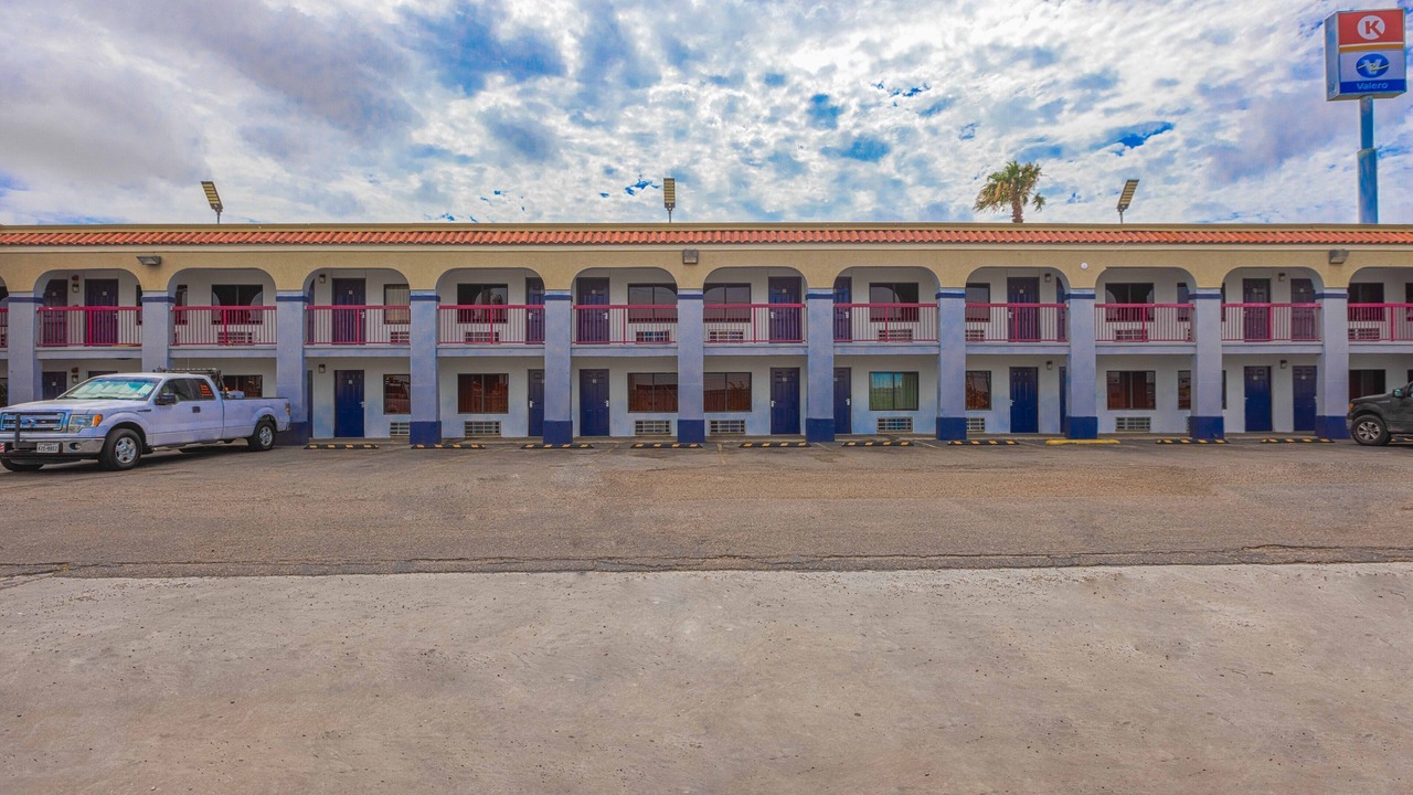 Photo of Outdoor in Central City