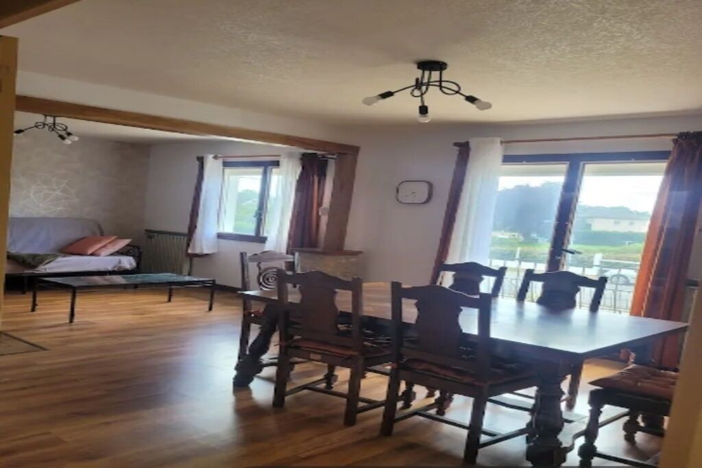 Photo of Others in Chabris