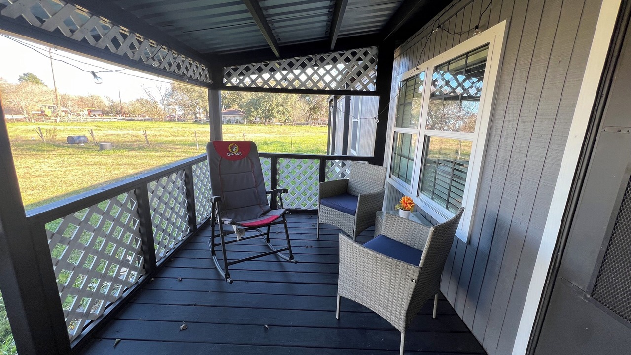 Photo of Patio Balcony in Pledger