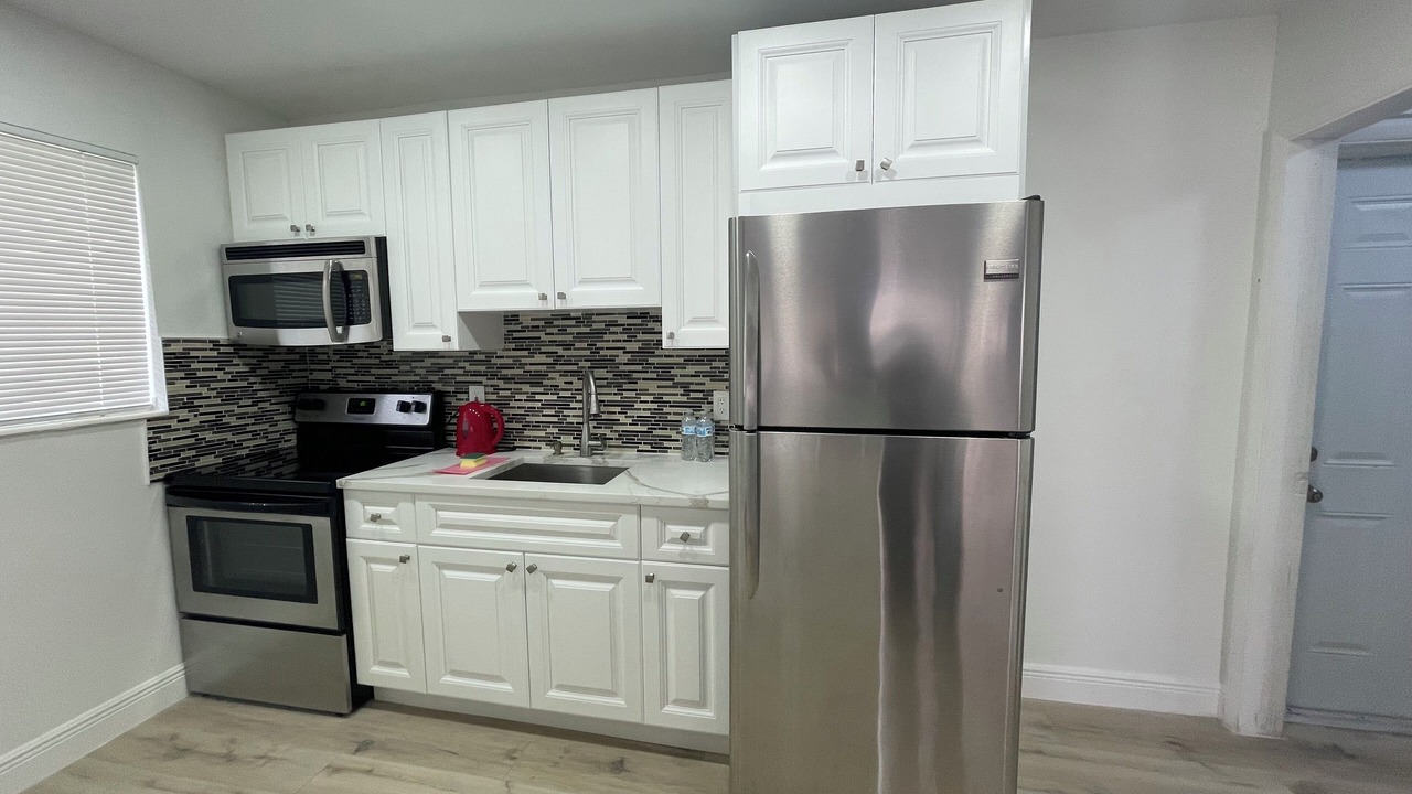 Photo of Kitchen in Oakland Park