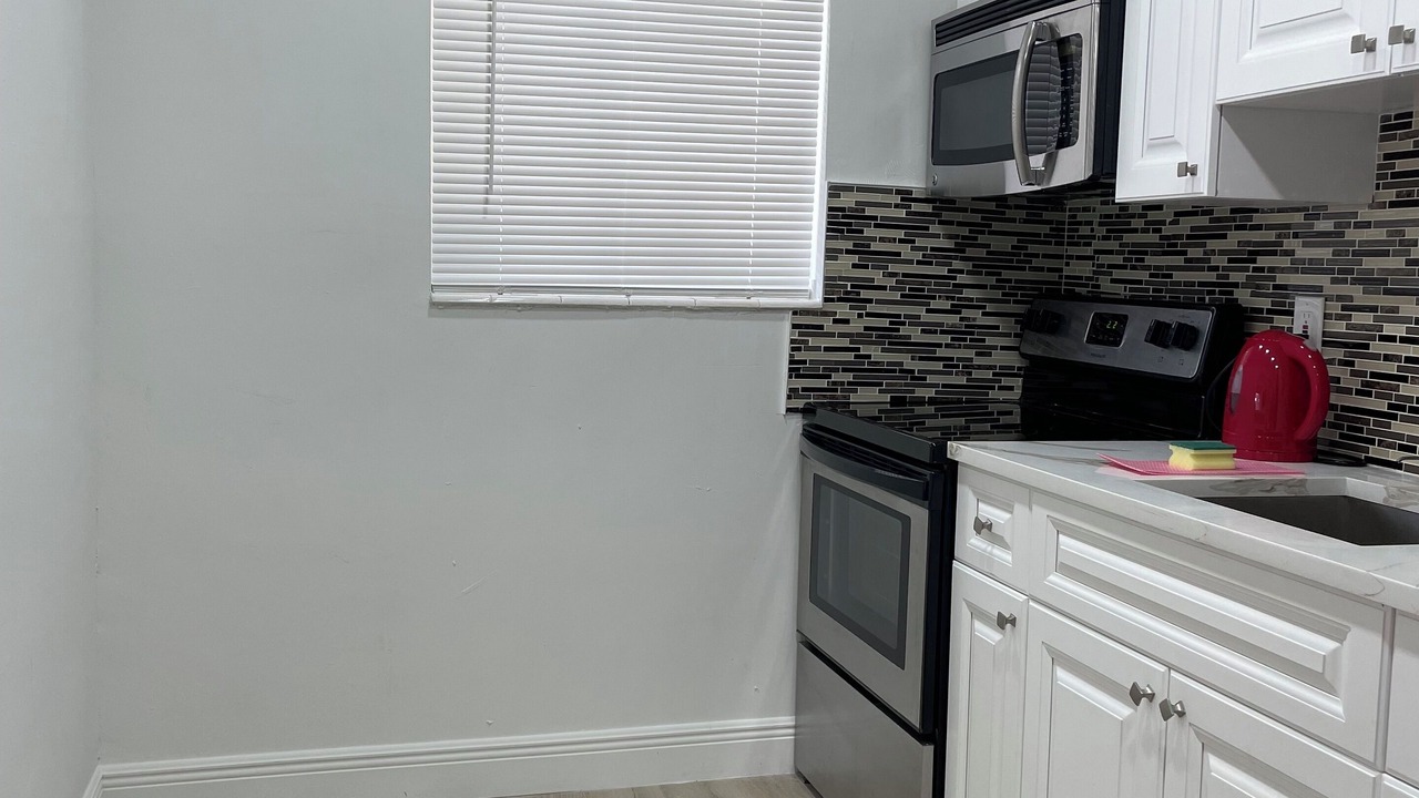 Photo of Kitchen in Oakland Park