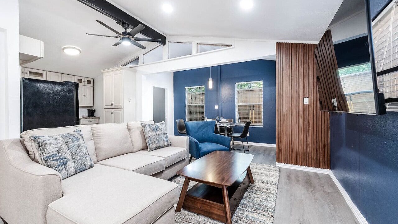Photo of Livingroom in Cypress