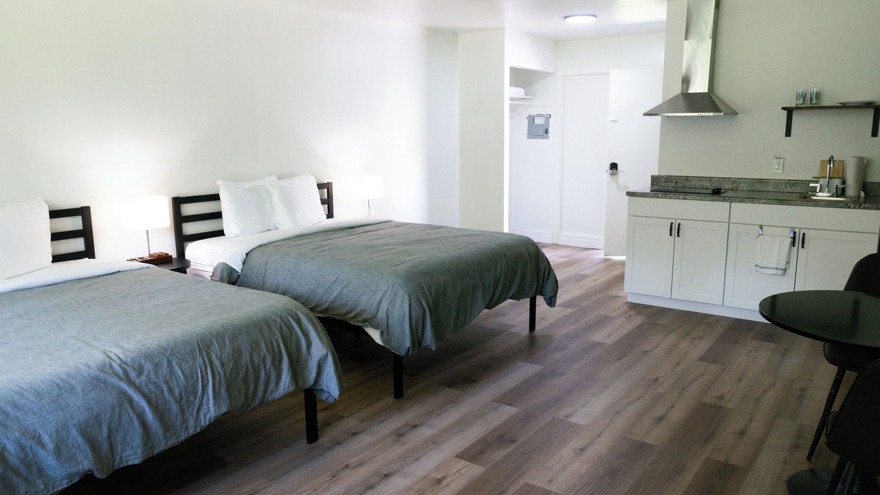 Photo of Others in Pleasant Valley