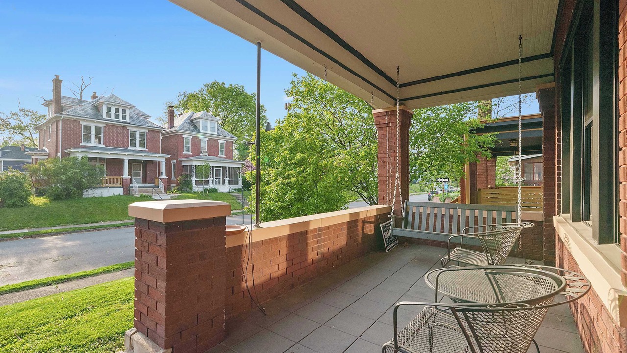 Photo of Patio Balcony in Franklin Park