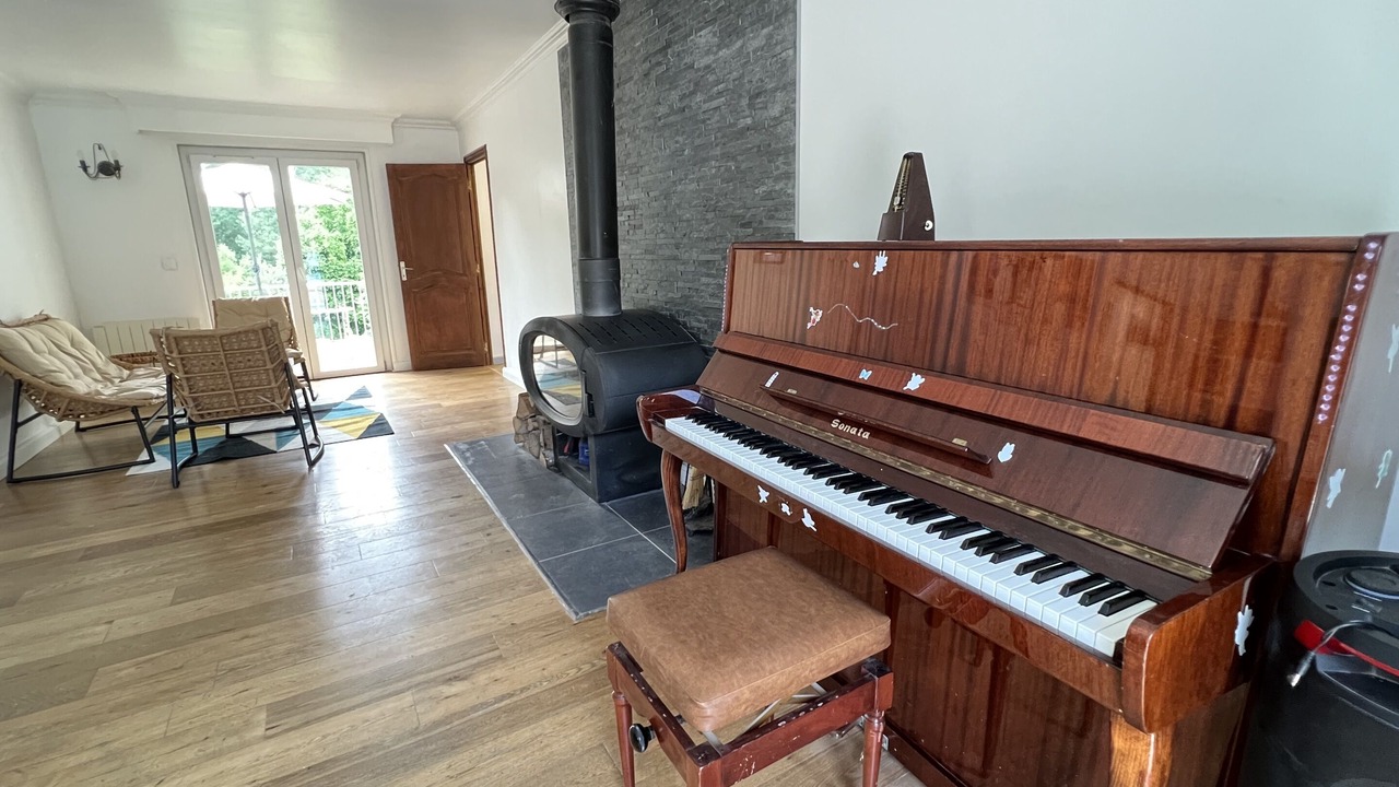 Photo of Others in Morancez