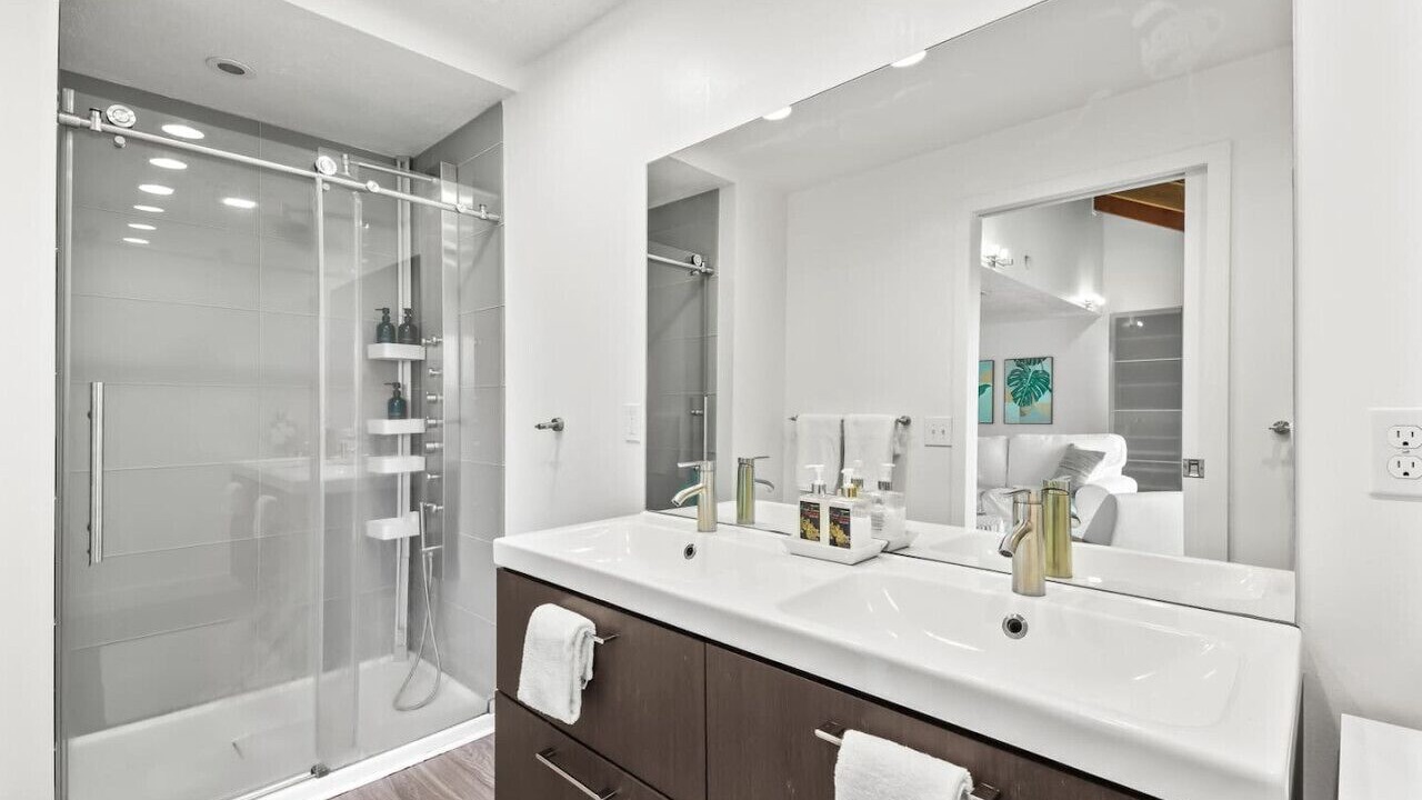 Photo of Bathroom in Cedar Hills