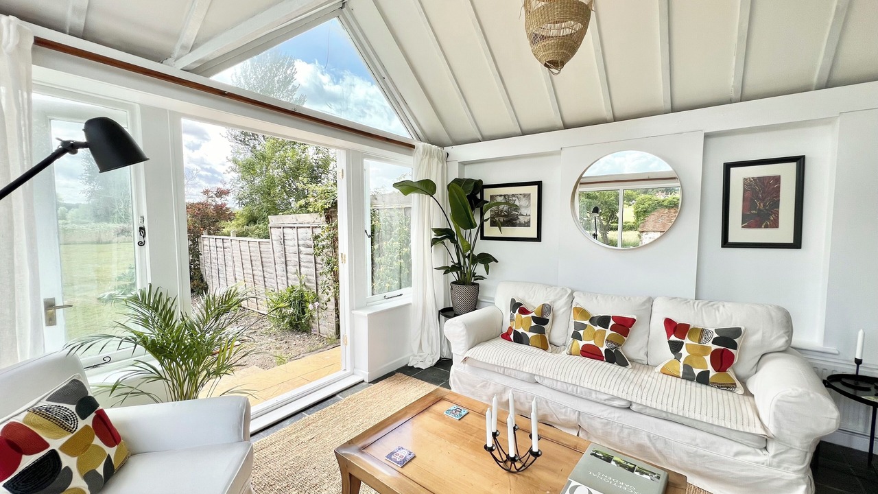 Photo of Livingroom in Yattendon