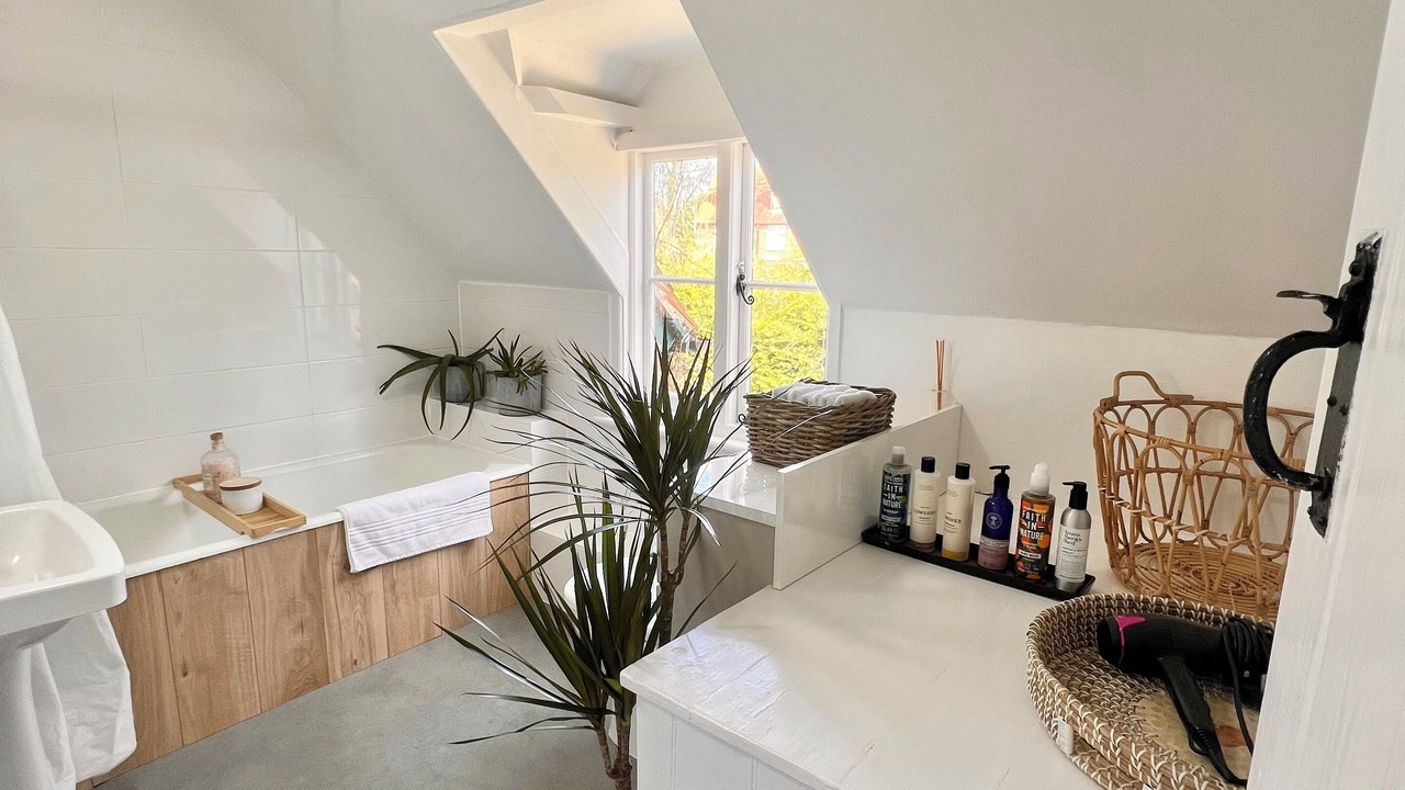 Photo of Others in Yattendon