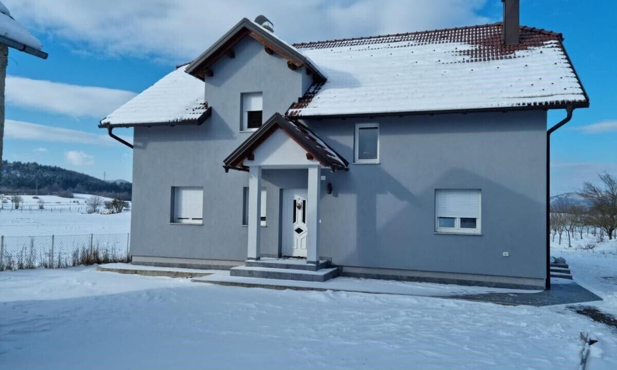 Photo of Outdoor in Perusic