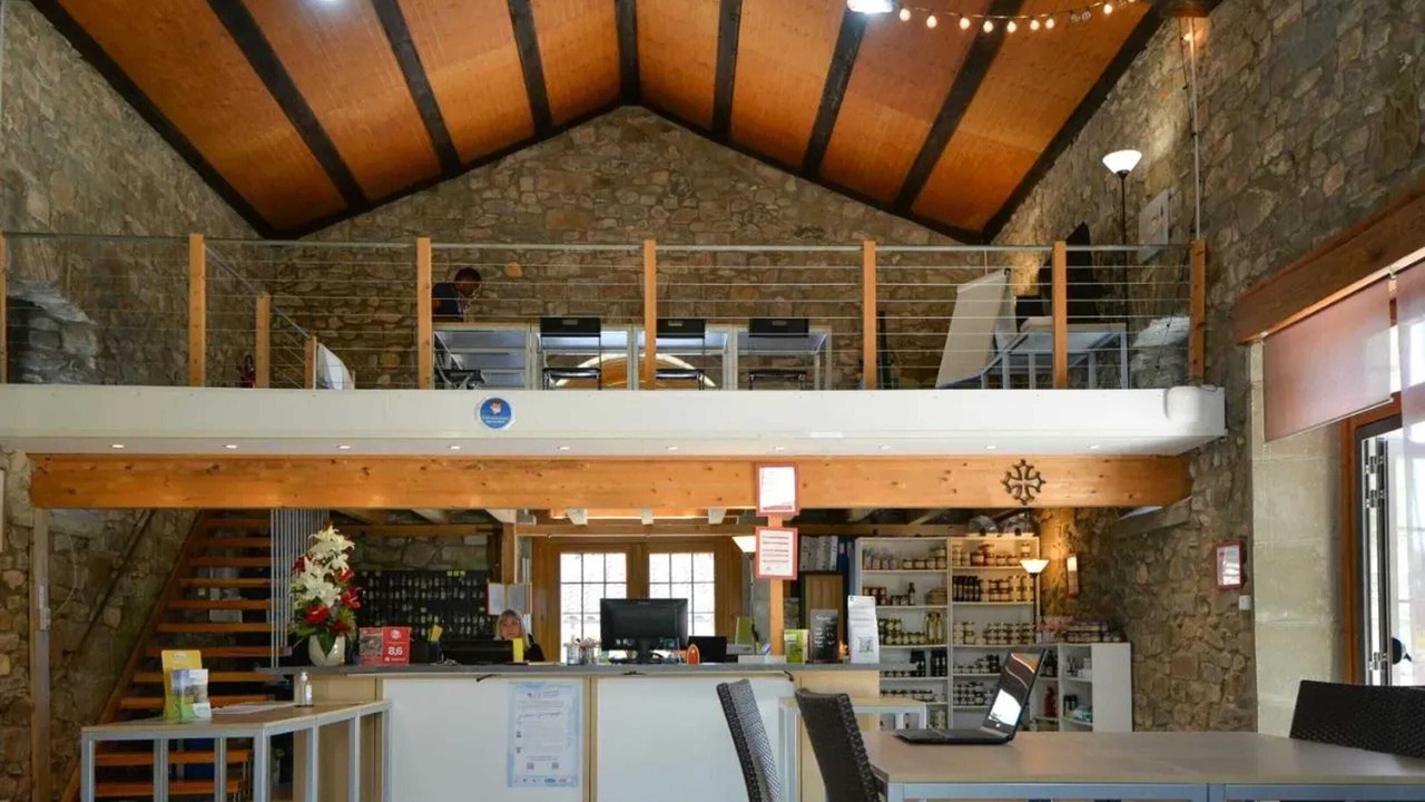 Photo of Others in Azille