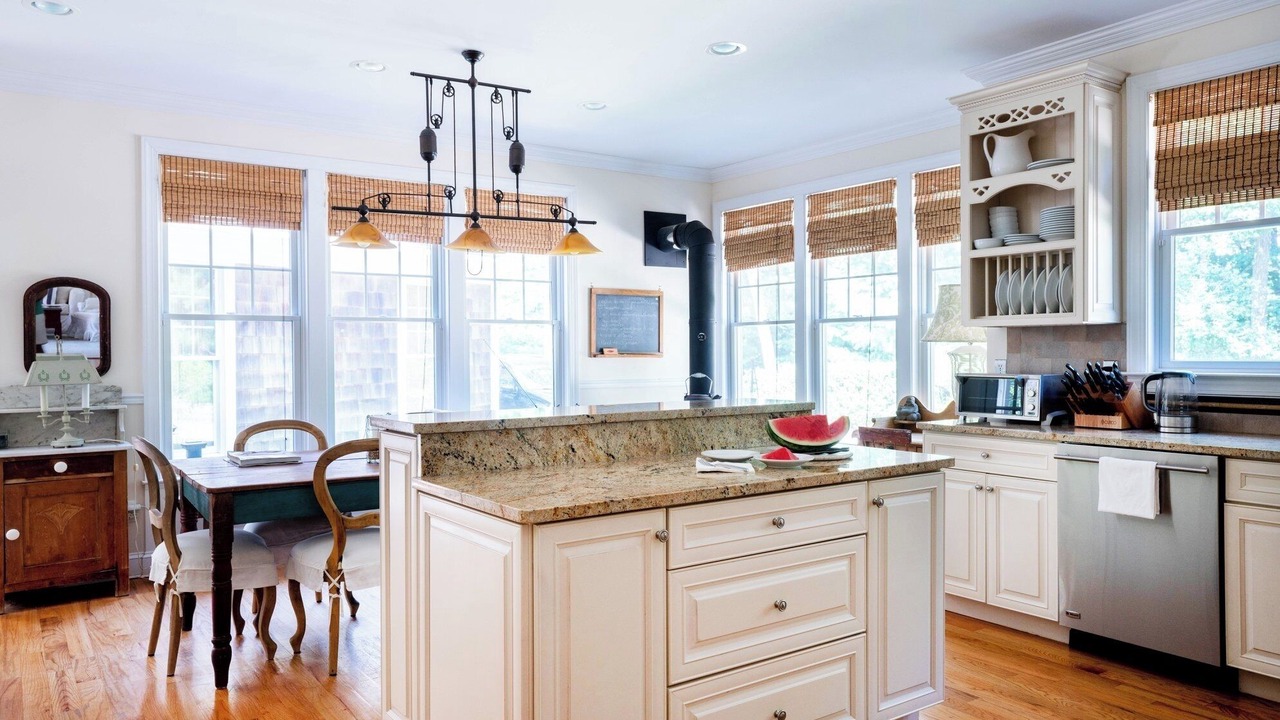 Photo of Kitchen in North Sea