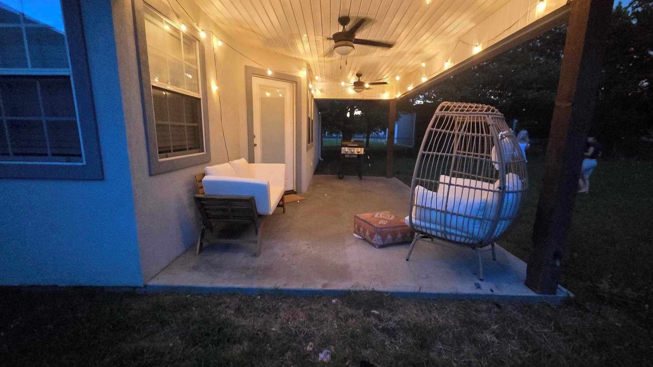 Photo of Outdoor in Calera