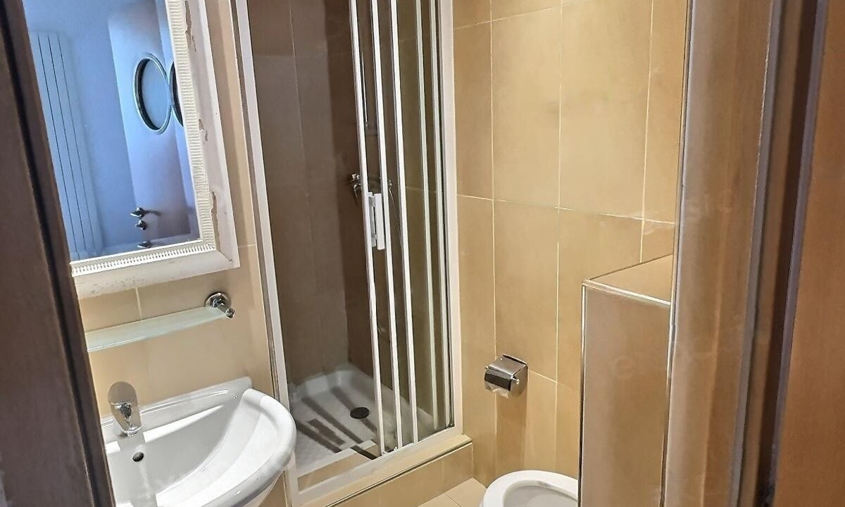 Photo of Bathroom in Porte de Clichy