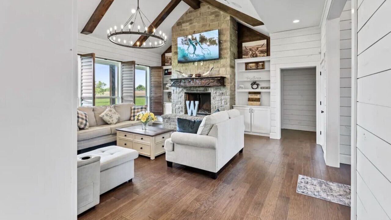 Photo of Livingroom in Waxahachie