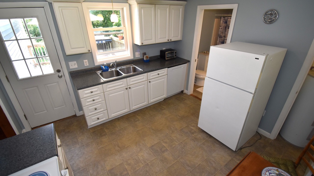 Photo of Kitchen in Saunderstown