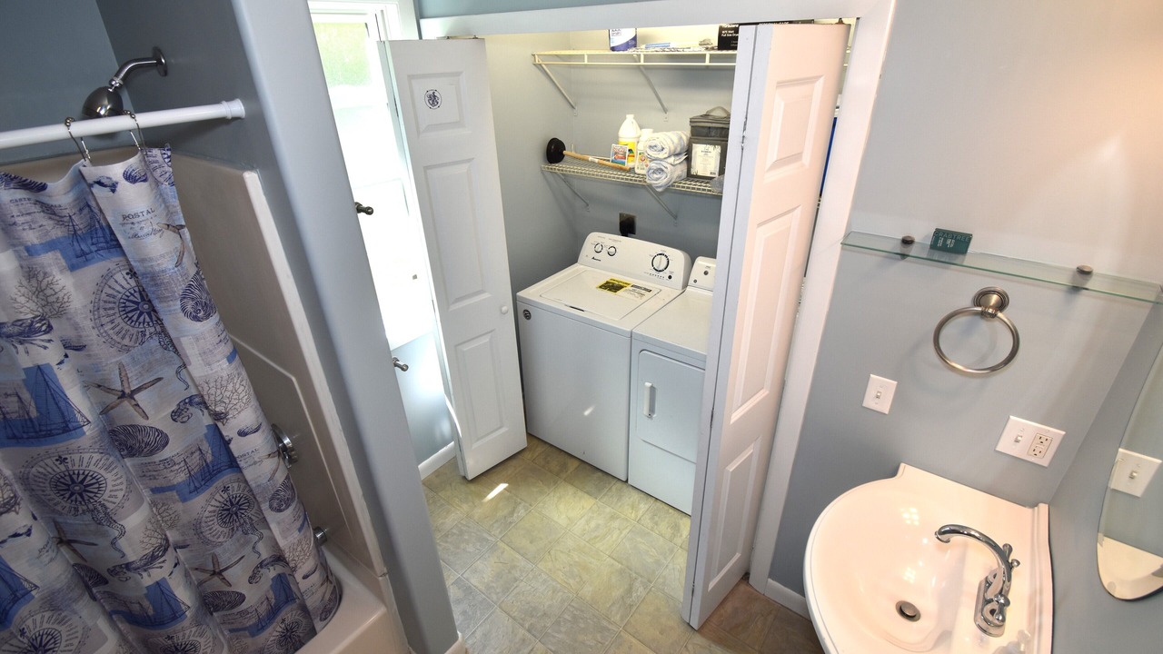 Photo of Bathroom in Saunderstown