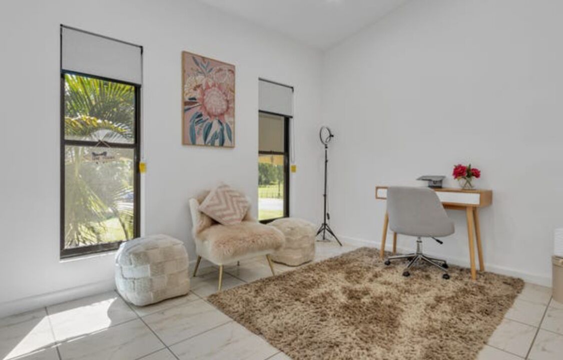 Photo of Livingroom in River Heads