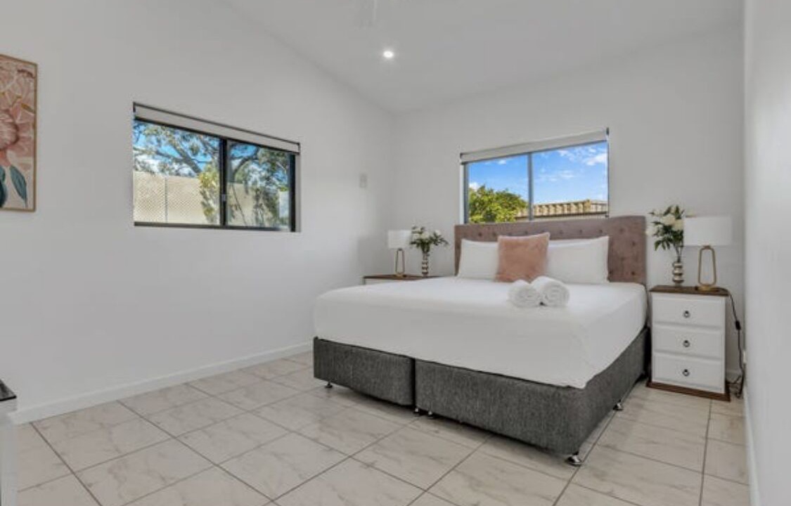 Photo of Others in River Heads