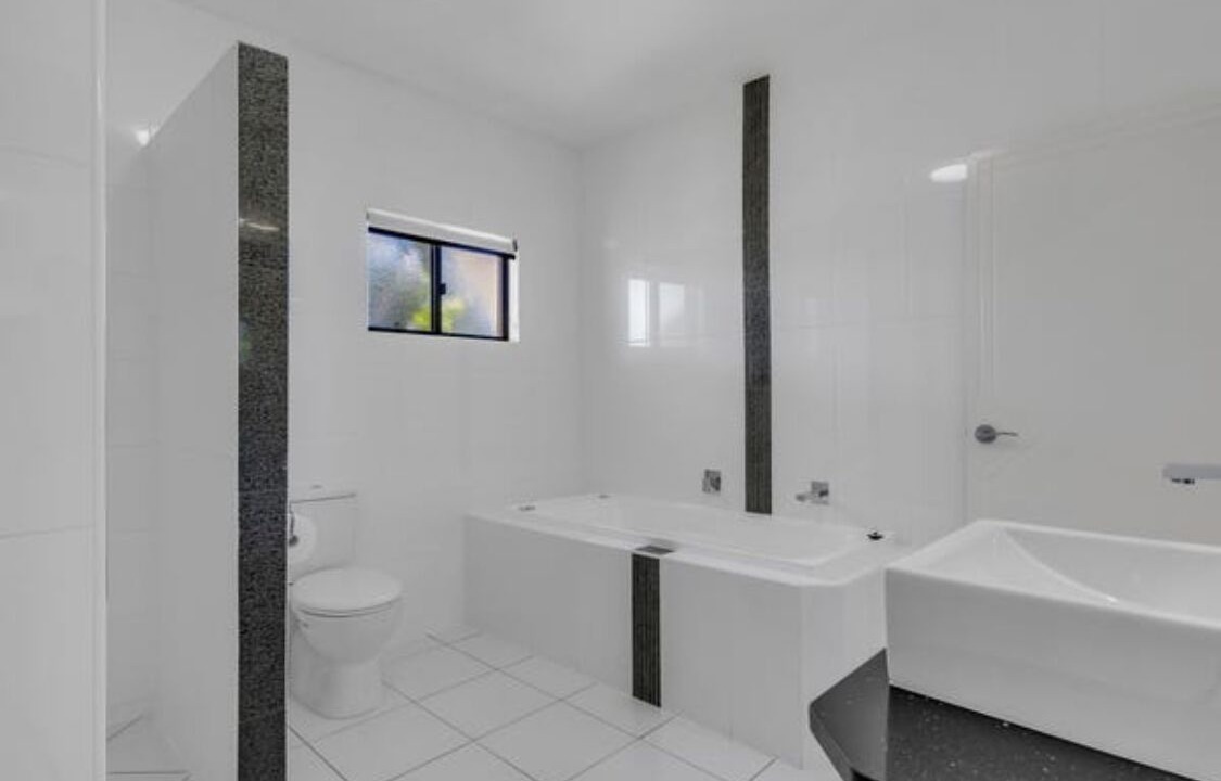 Photo of Others in River Heads