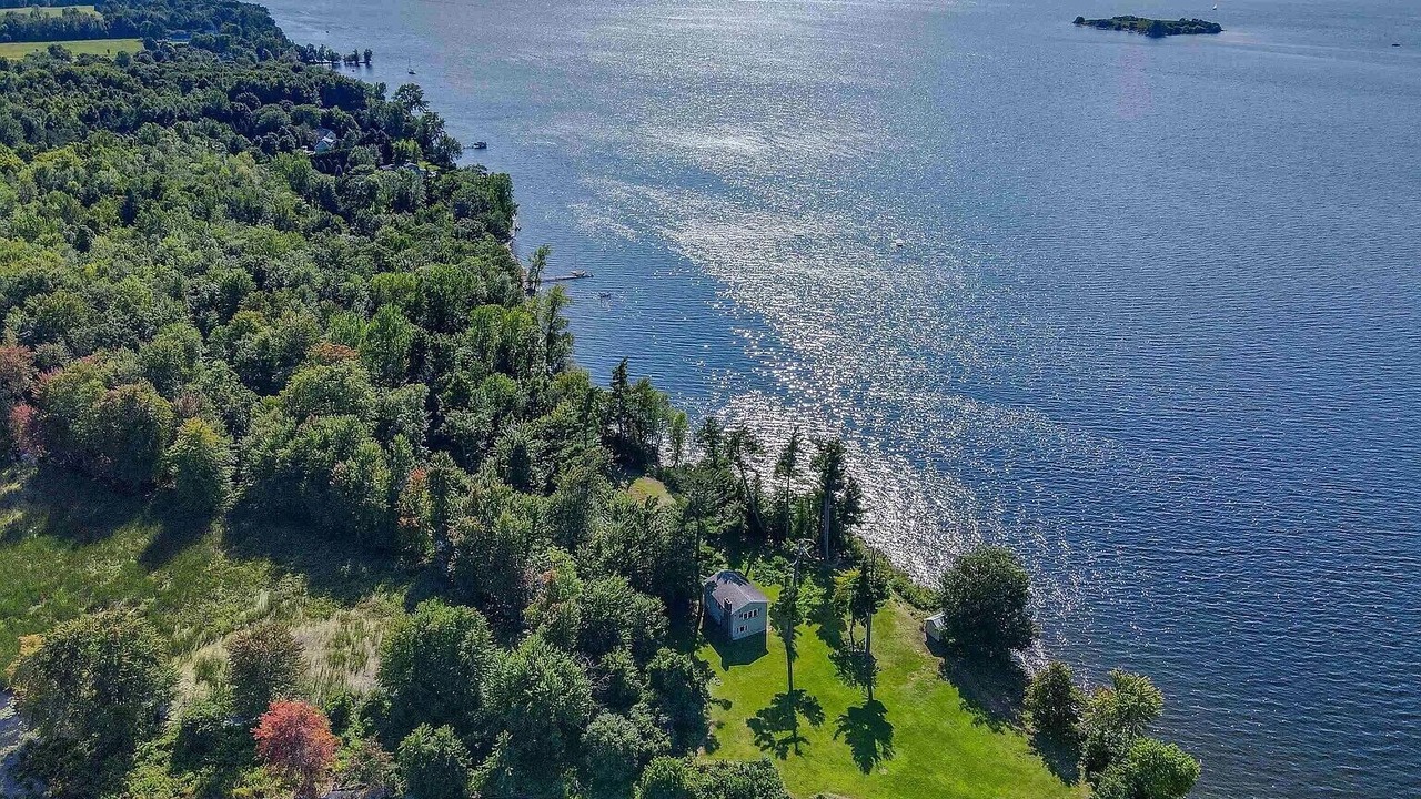 Photo of Others in Grand Isle