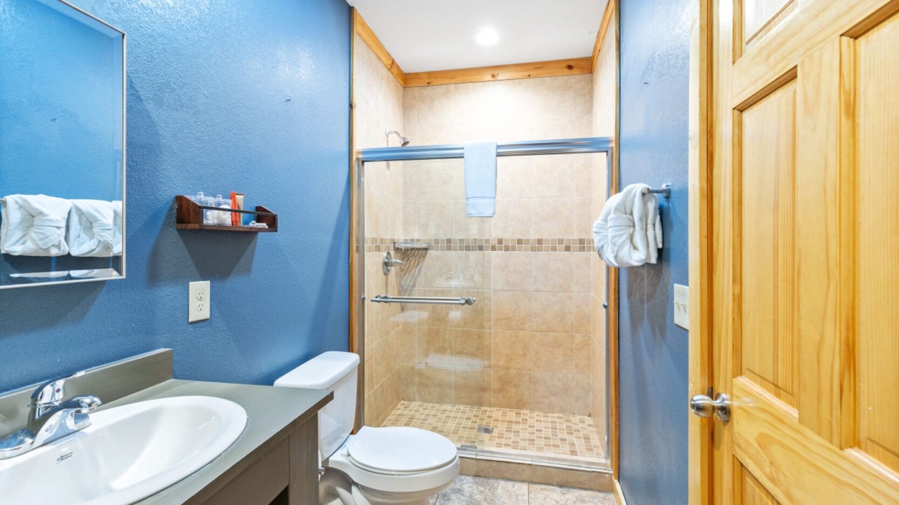 Photo of Bathroom in Pigeon Forge