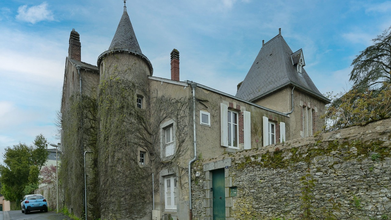 Photo of Others in Laval