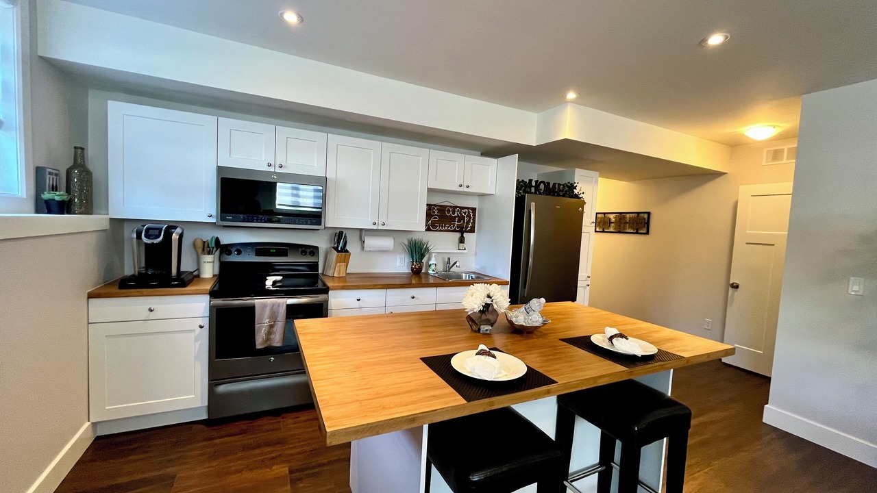 Photo of Kitchen in Victoria Harbour