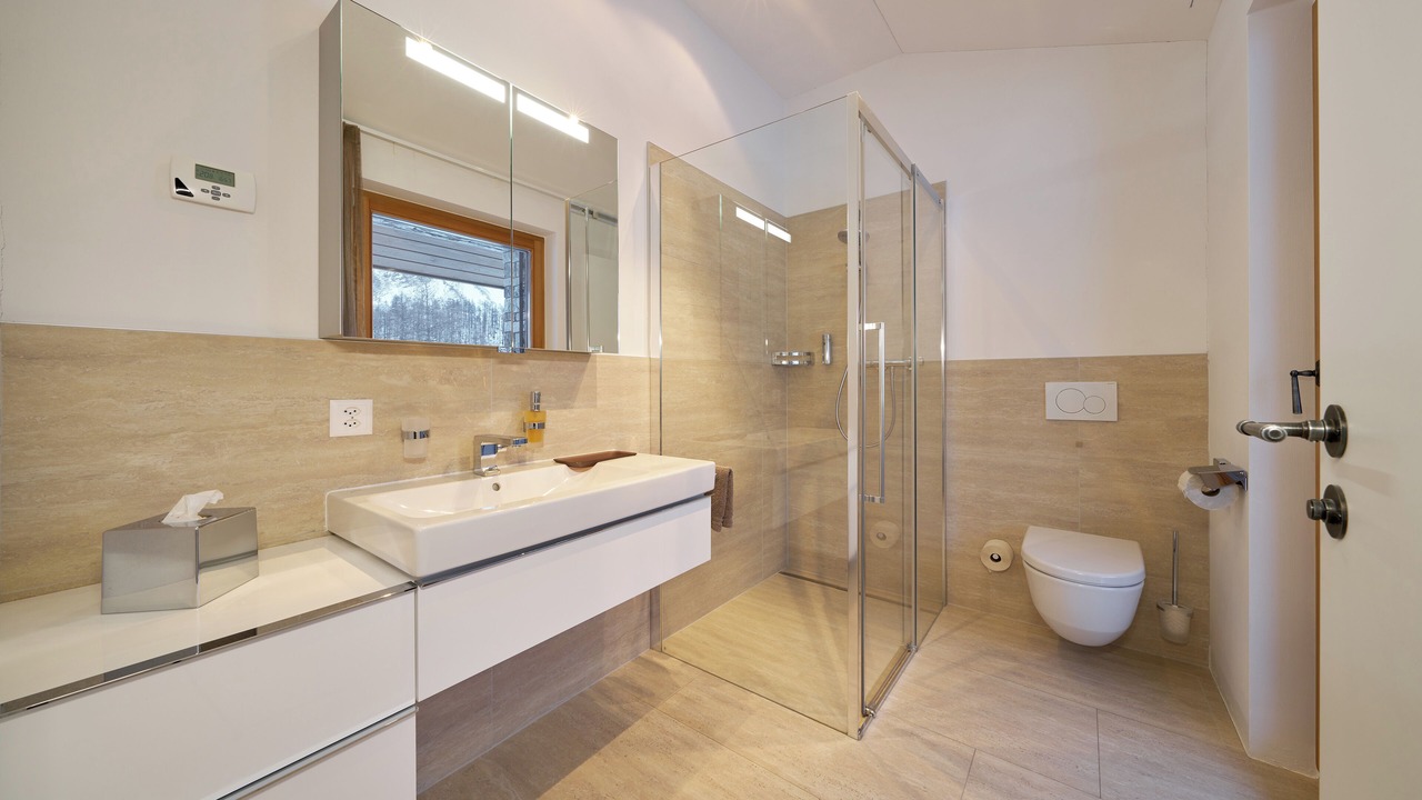 Photo of Bathroom in Ravaisch