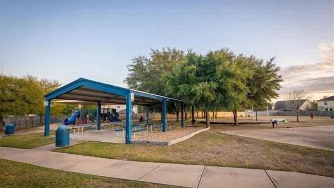 Photo of Outdoor in Kyle