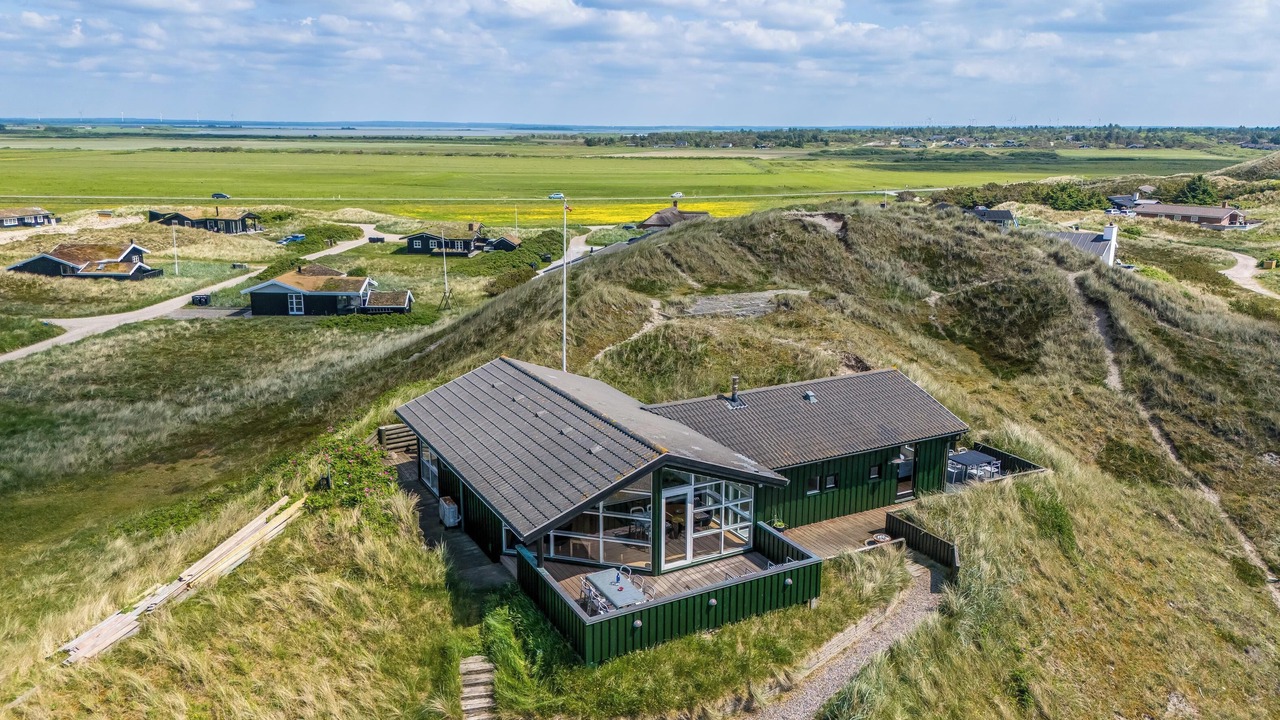 Photo of Outdoor in Houvig Strand