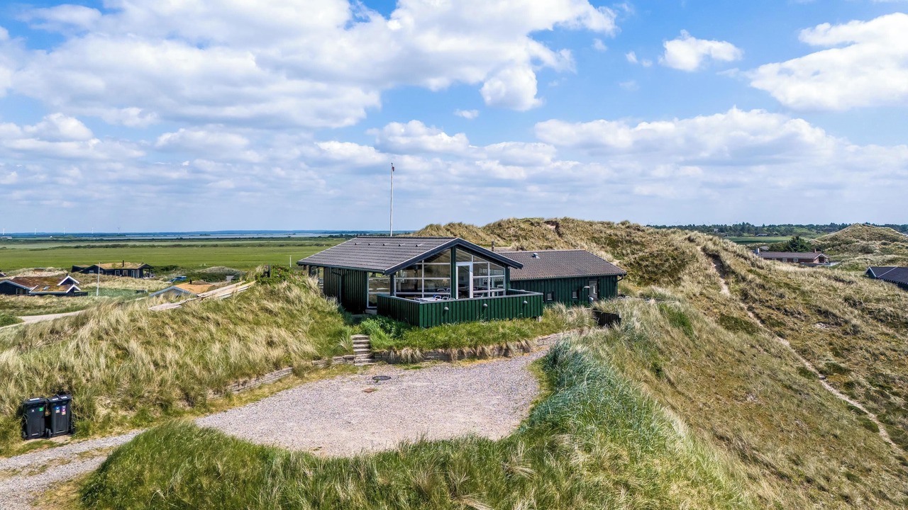 Photo of Outdoor in Houvig Strand