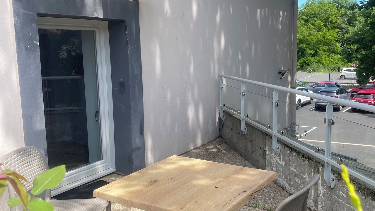 Photo of Patio Balcony in Romagnat
