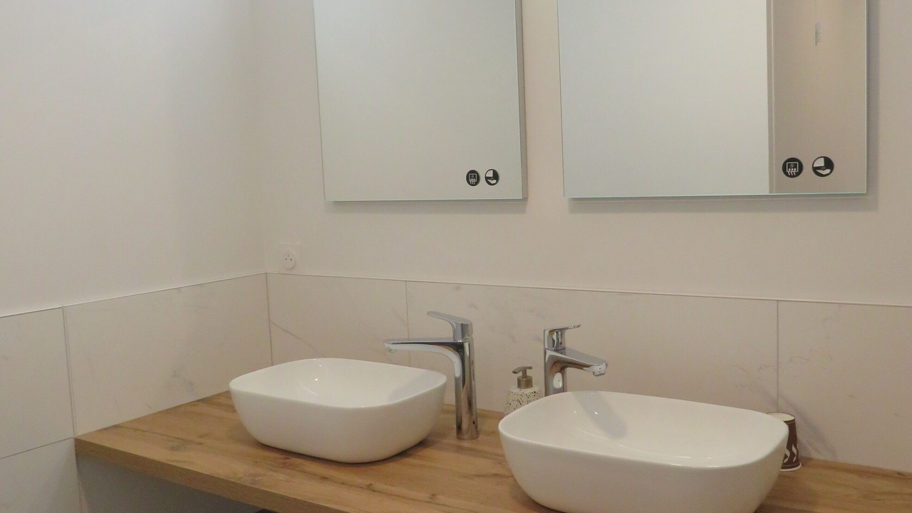 Photo of Bathroom in Romagnat