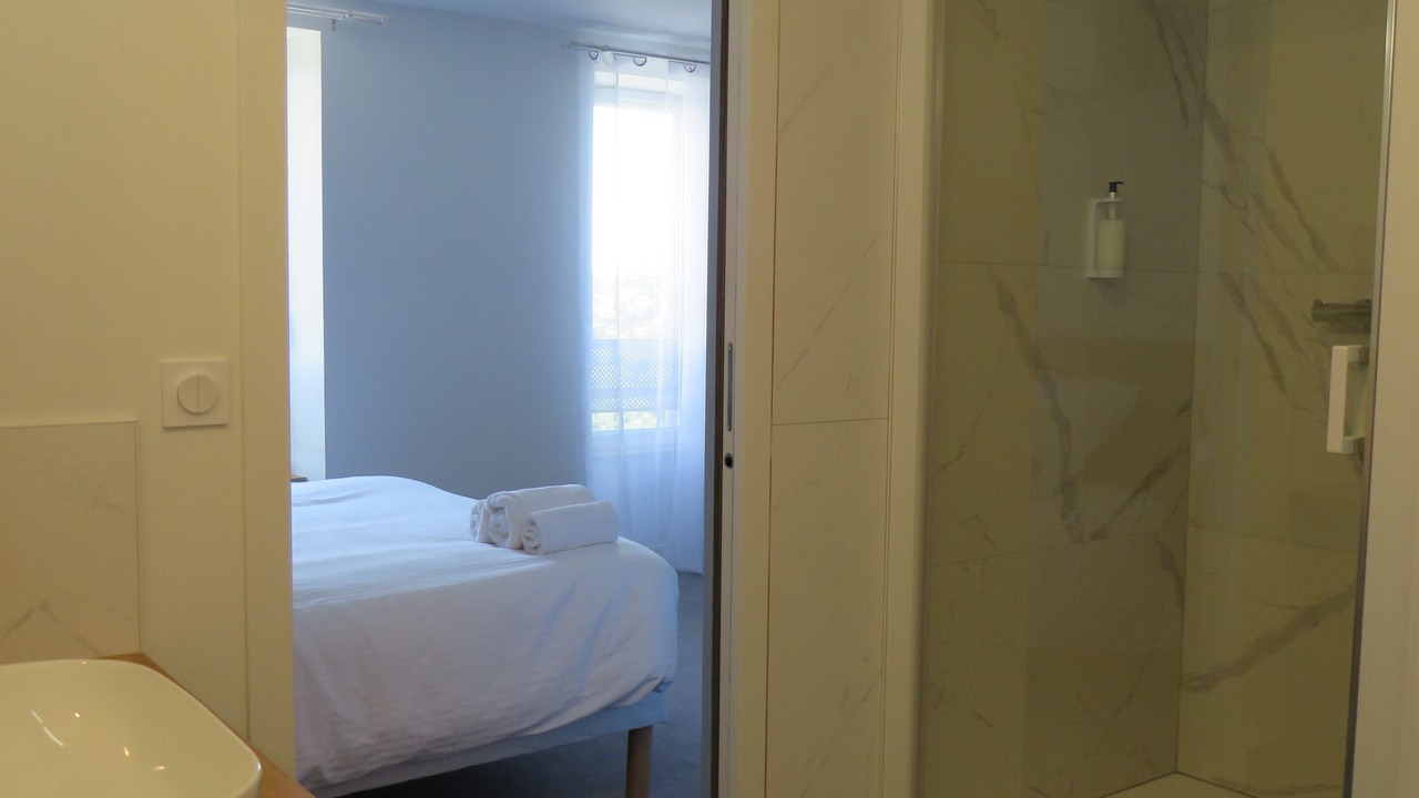 Photo of Bathroom in Romagnat