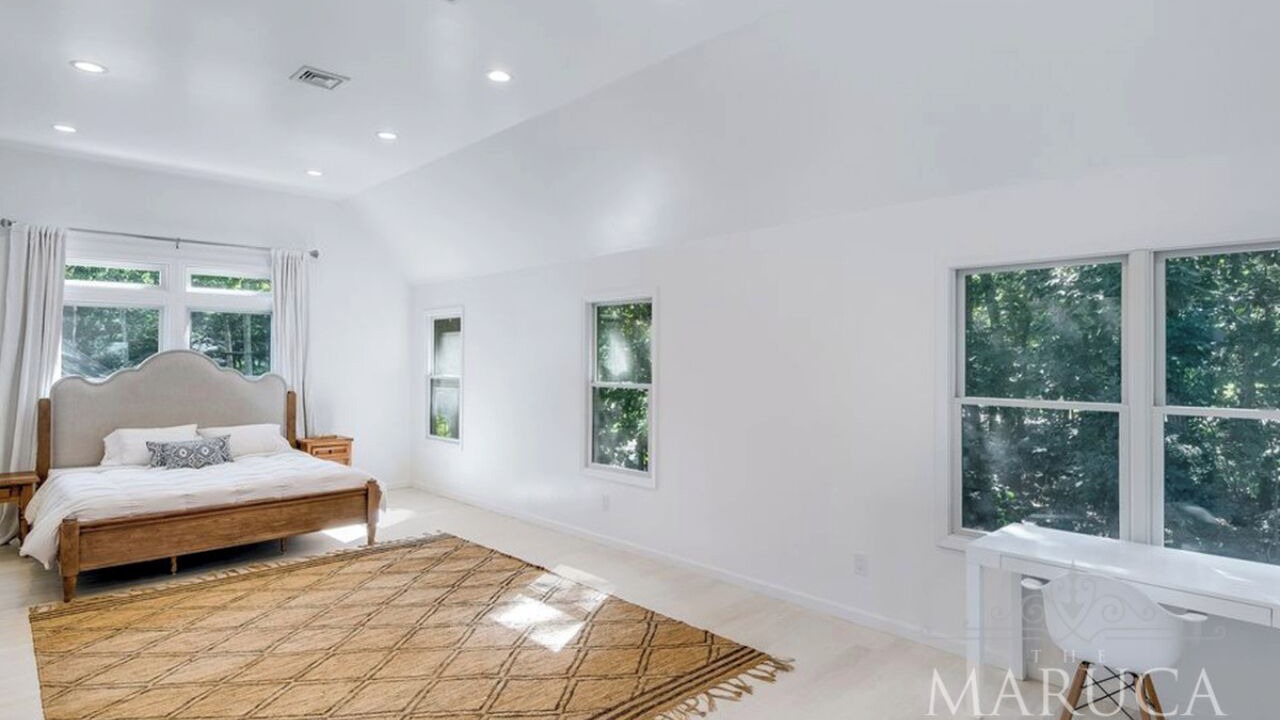 Photo of Others in Sag Harbor