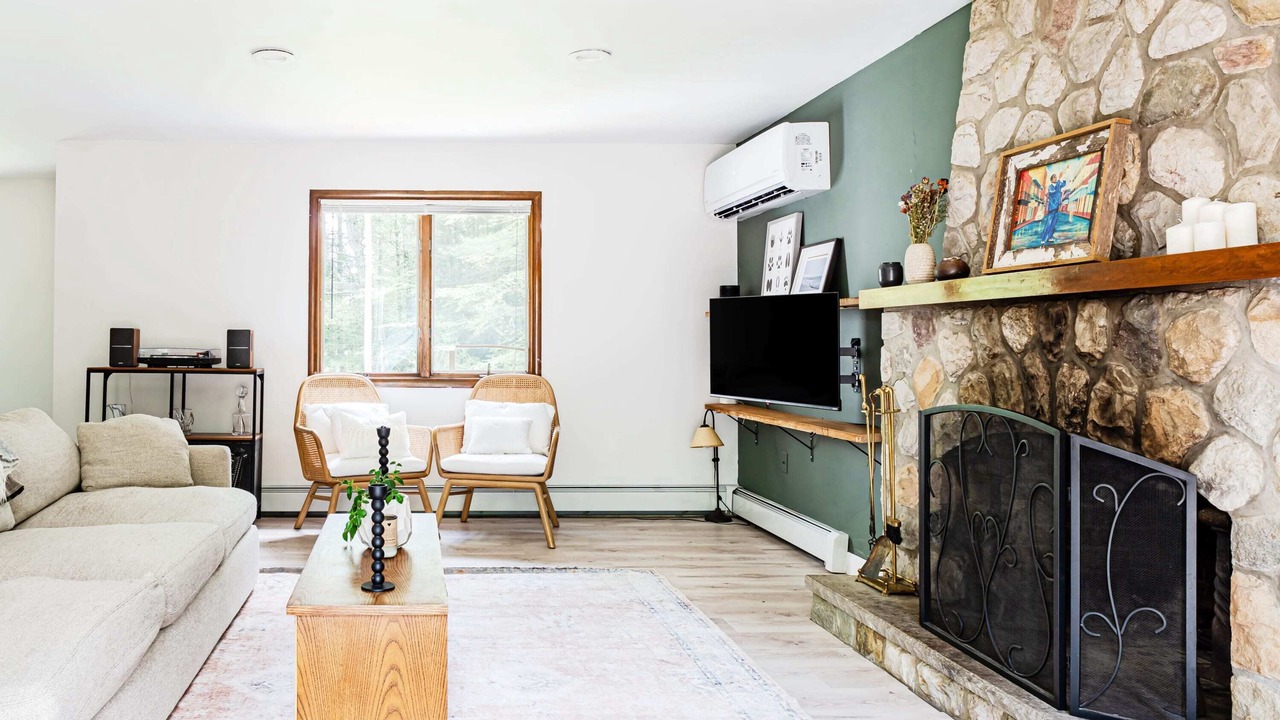 Photo of Livingroom in Barryville