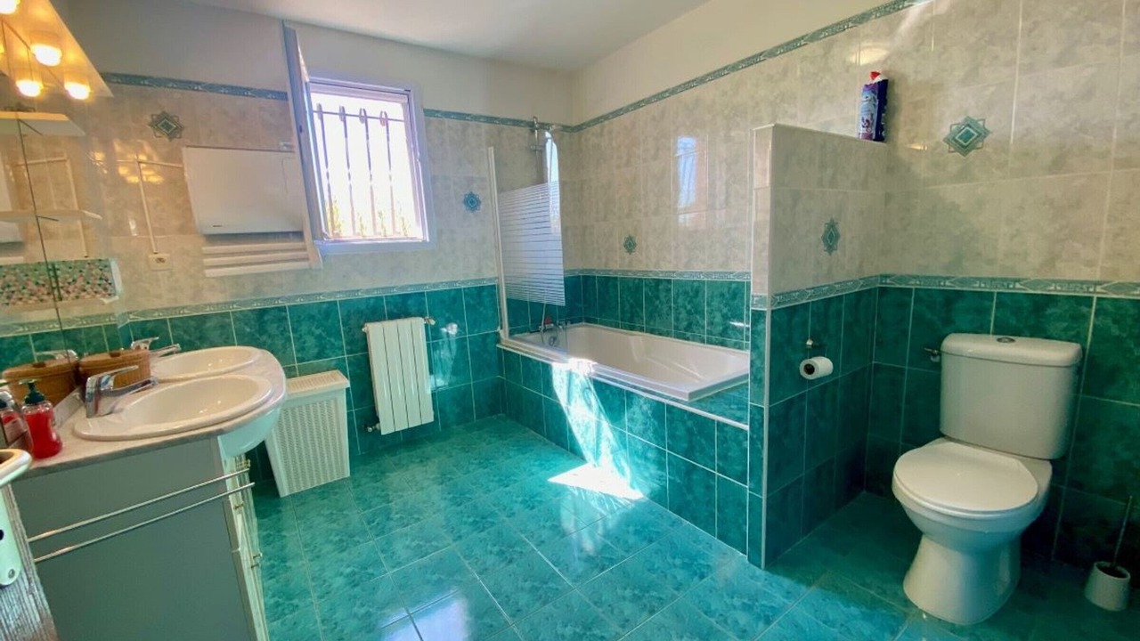 Photo of Bathroom in Bouzigues