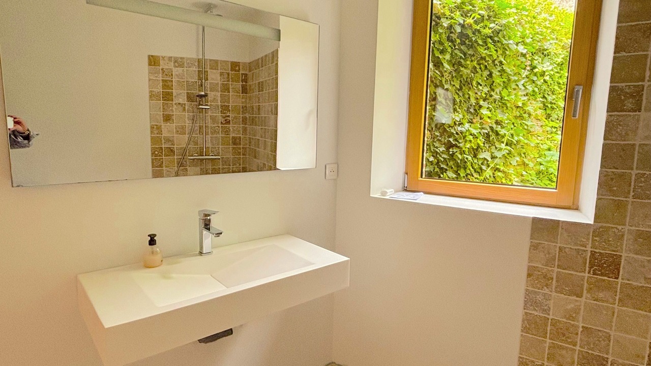 Photo of Bathroom in Sainte-Scolasse-sur-Sarthe