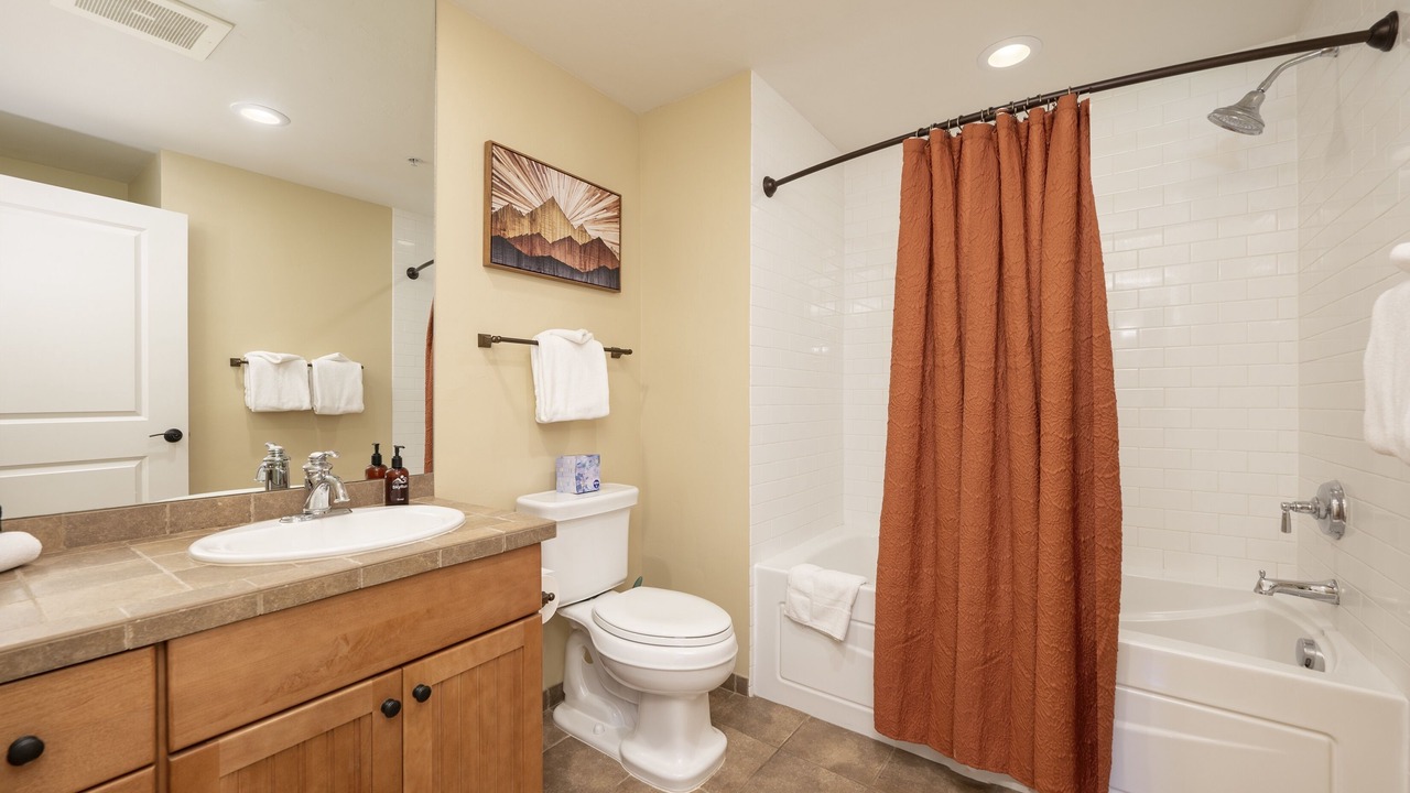 Photo of Bathroom in Silvercreek