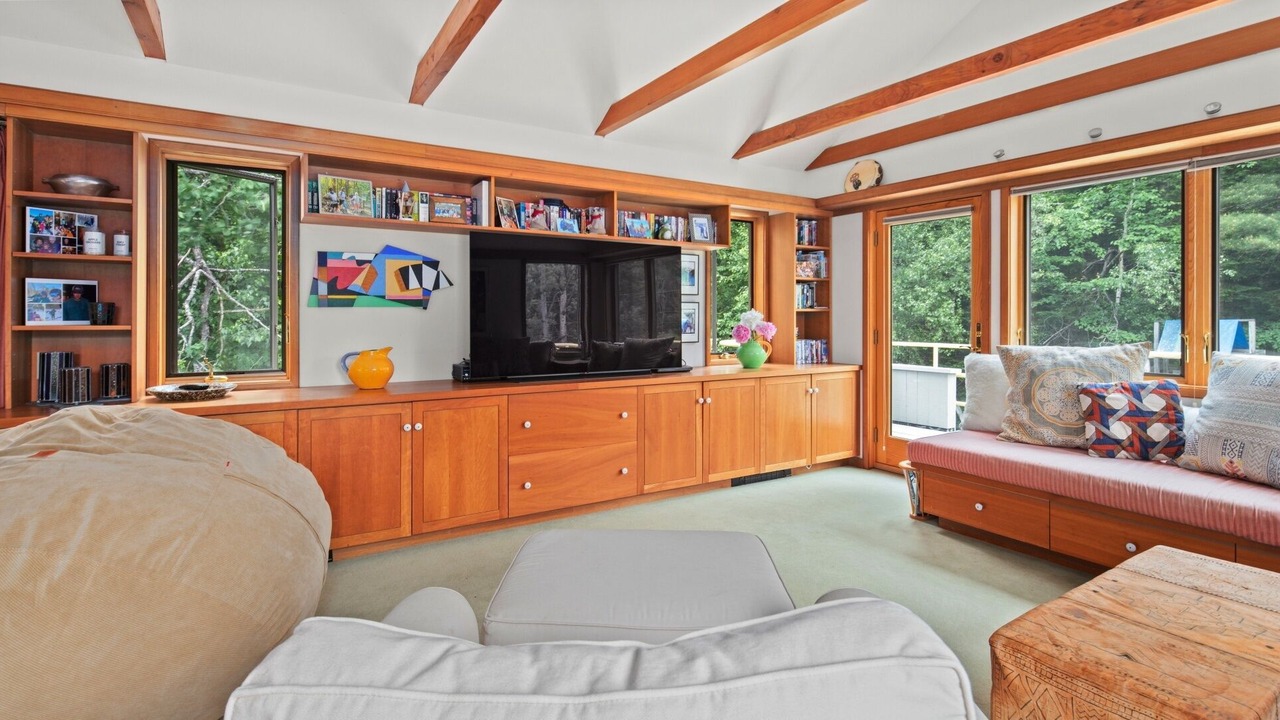 Photo of Others in Warren