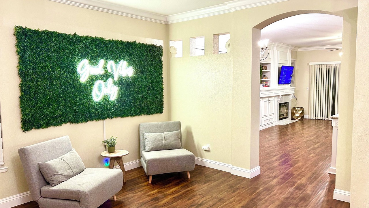 Photo of Livingroom in Sacramento