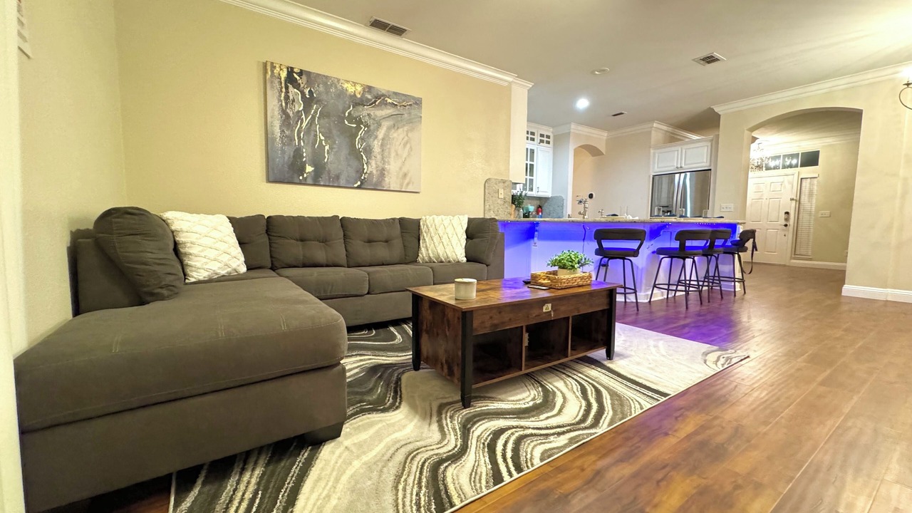 Photo of Livingroom in Sacramento