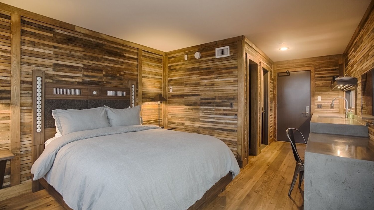 Photo of Bedroom in Midtown