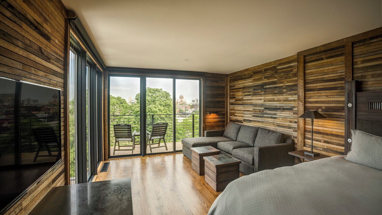 Photo of Bedroom in Midtown