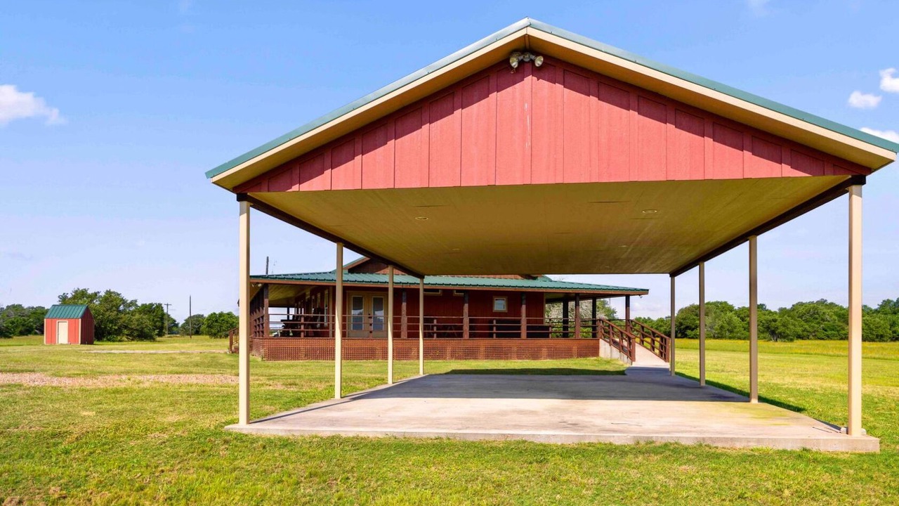 Photo of Outdoor in Garwood