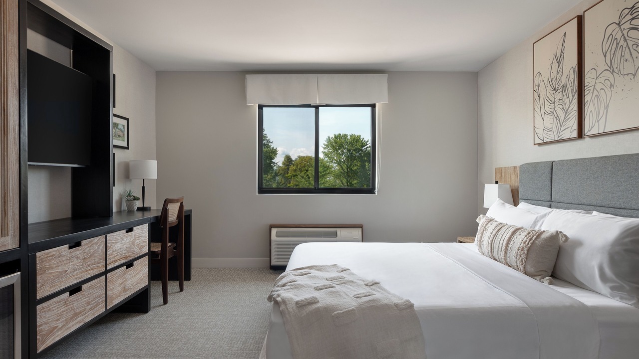 Photo of Bedroom in Marblehead