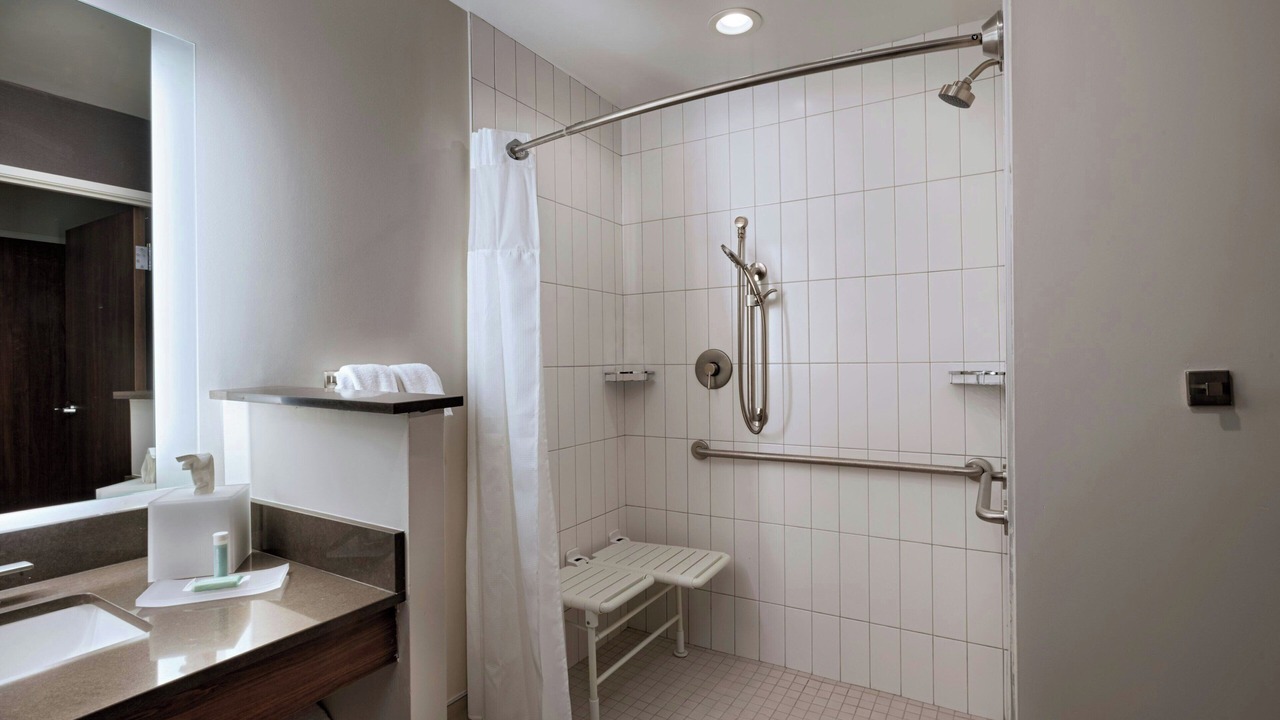 Photo of Bathroom in Uptown