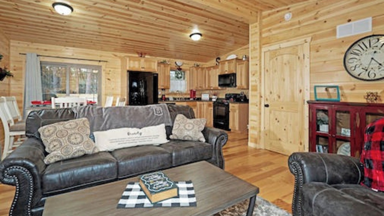Photo of Livingroom in Pigeon Forge