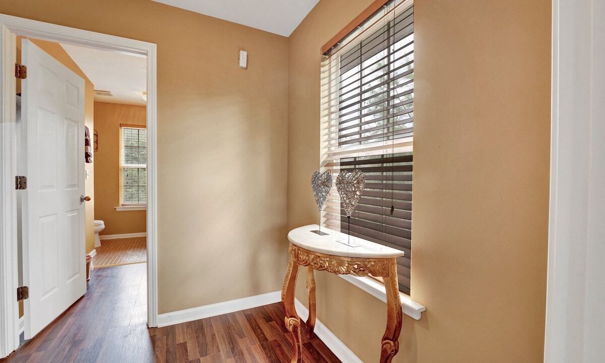 Photo of Others in Pinch District