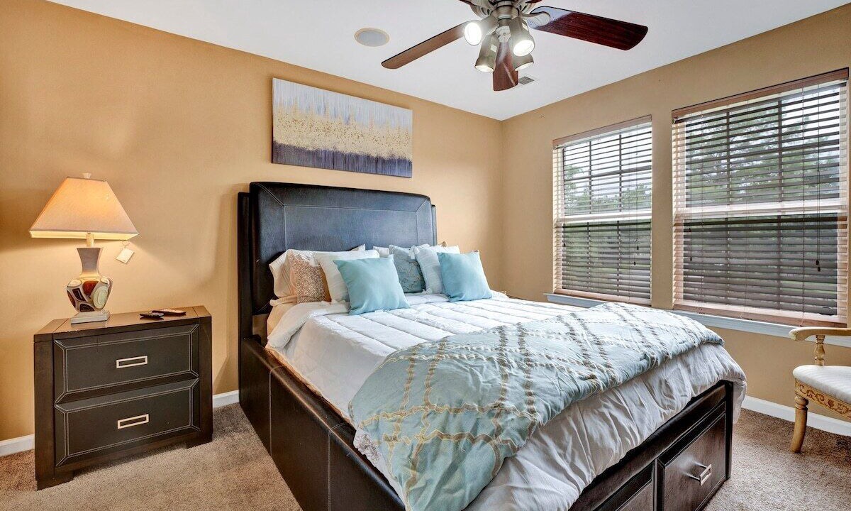 Photo of Others in Pinch District